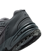 NIKE AIR MONARCH IV