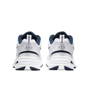 NIKE AIR MONARCH IV