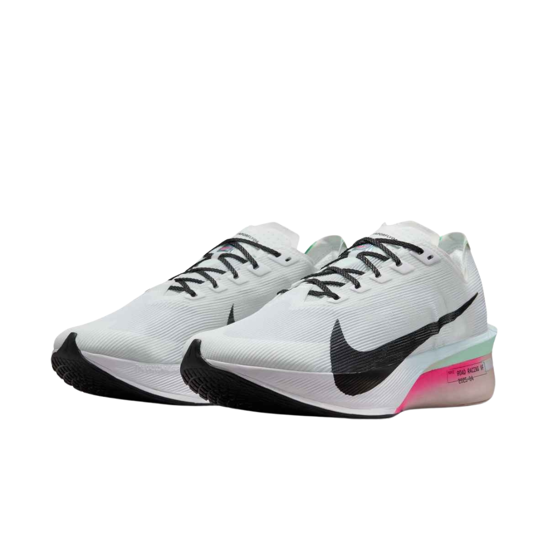 NIKE VAPORFLY 4