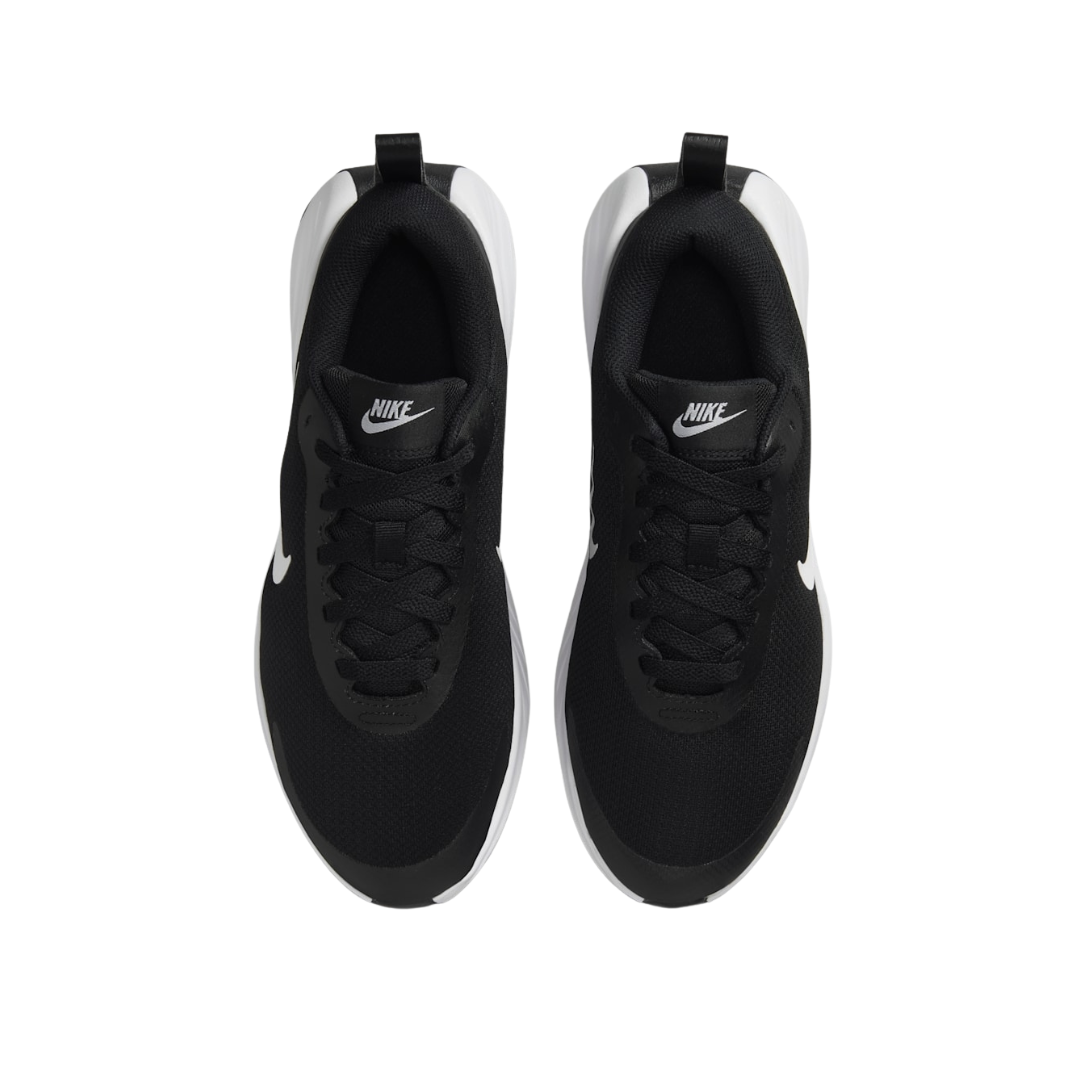 NIKE MOTIVA