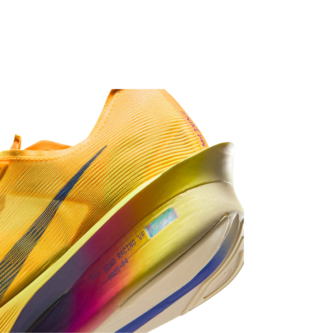 NIKE VAPORFLY 4
