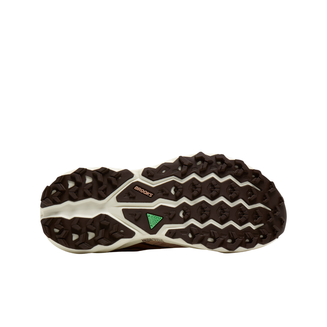 BROOKS GHOST RANGE DONNA
